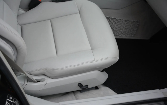 Mercedes-Benz Klasa E cena 49900 przebieg: 278000, rok produkcji 2010 z Łobez małe 379